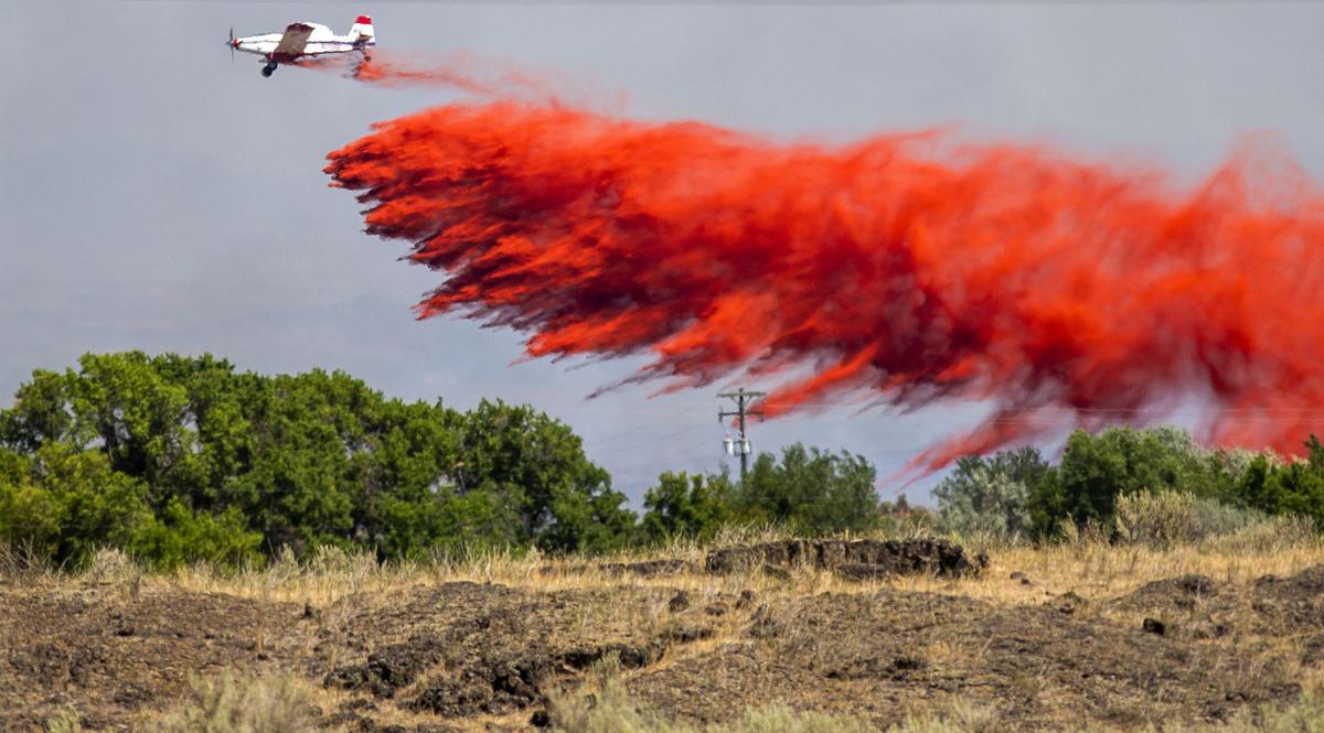 Update Drops Fire Near Shoshone Now At 3 000 Acres 15 Engines Plus Air Attack On Scene Local Magicvalley Com