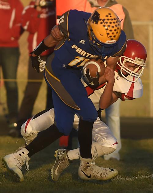 Football - Mackay Vs. Carey
