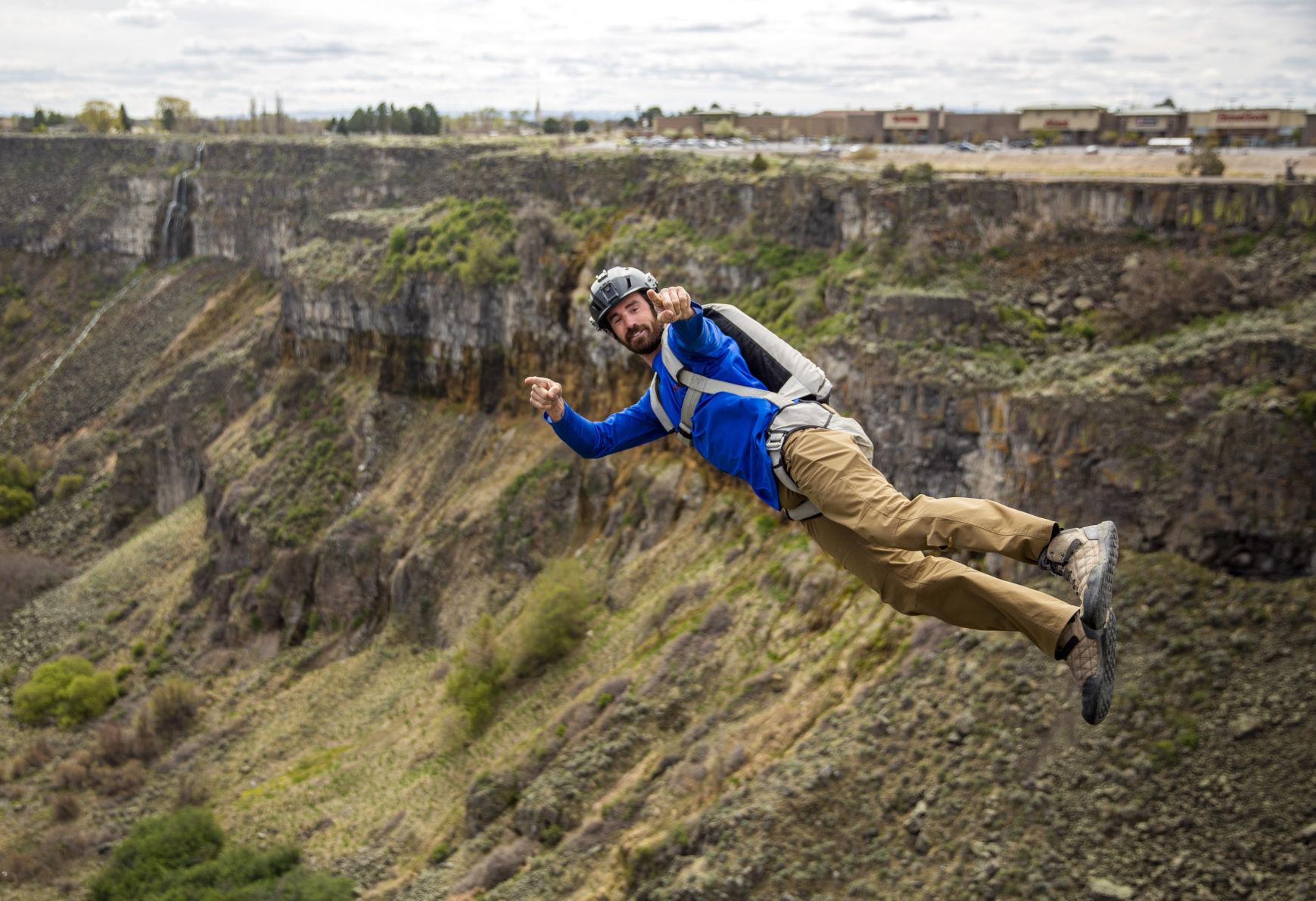 Base Jumper Dies After Parachute Mishap Local 7074