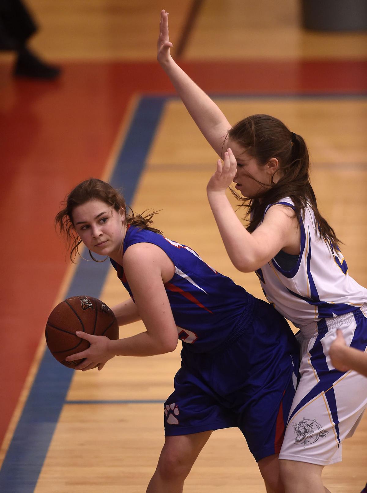 State Championship Basketball - Castleford Vs. Carey