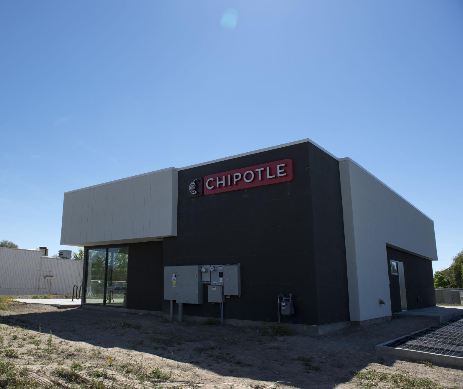 Get your fix yet? Twin Falls Chipotle opens