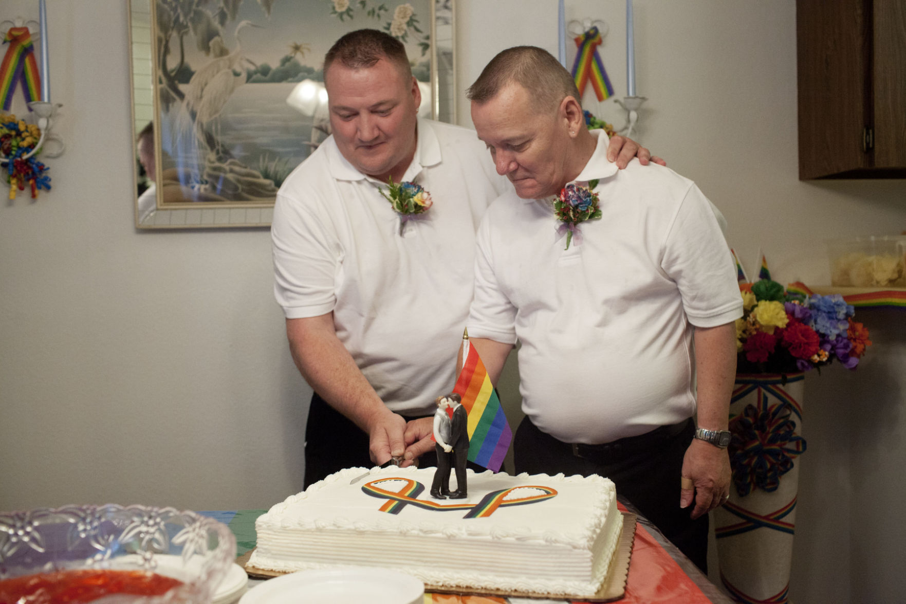 Gay pair getting lewd and happy