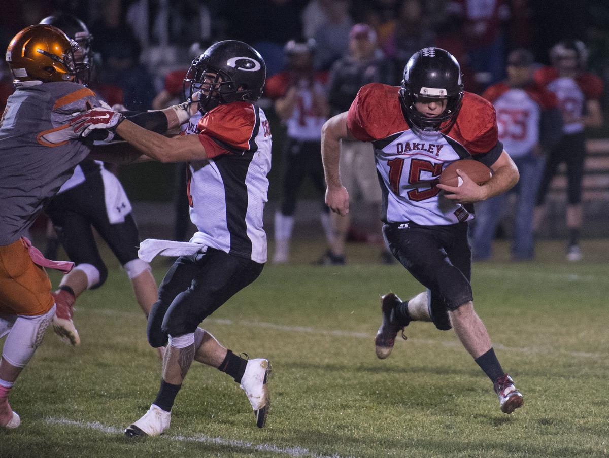 Football - Oakley Vs. Glenns Ferry