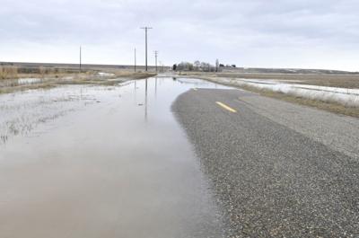 roads flood in minidoka