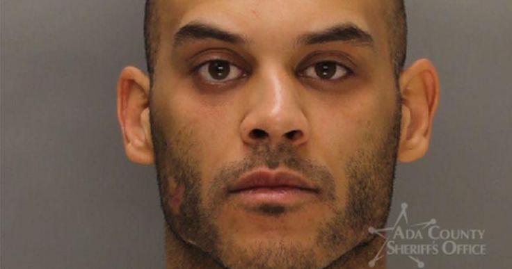 Police find victim with fatal stab wound to neck. Garden City man ...