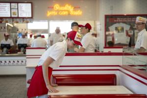 Top 5 things to know before planning a visit to In-N-Out Burger