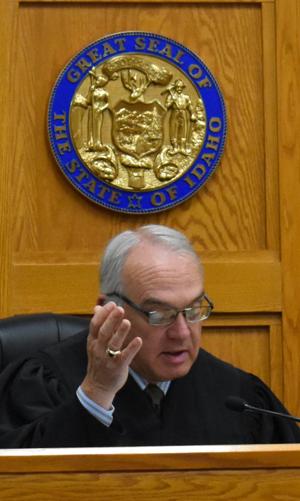 Upcoming retirements spark call for 5th District judge applications