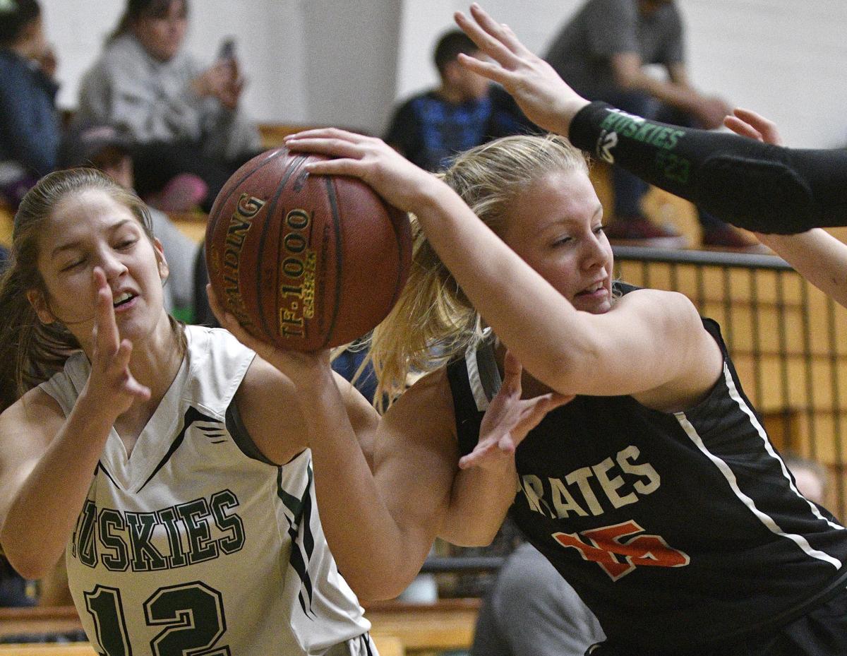 PHOTOS Girls Basketball Hagerman vs. Hansen