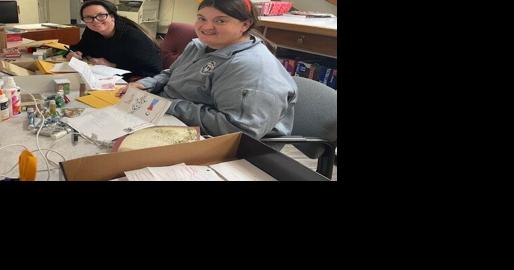 Twin Falls employees help with Santa letter writing - Vimarsana News