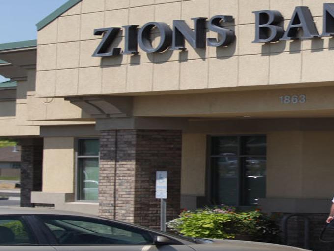zions bank will open commercial banking