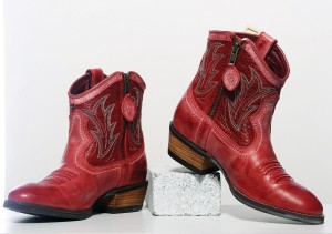 d&b supply boots