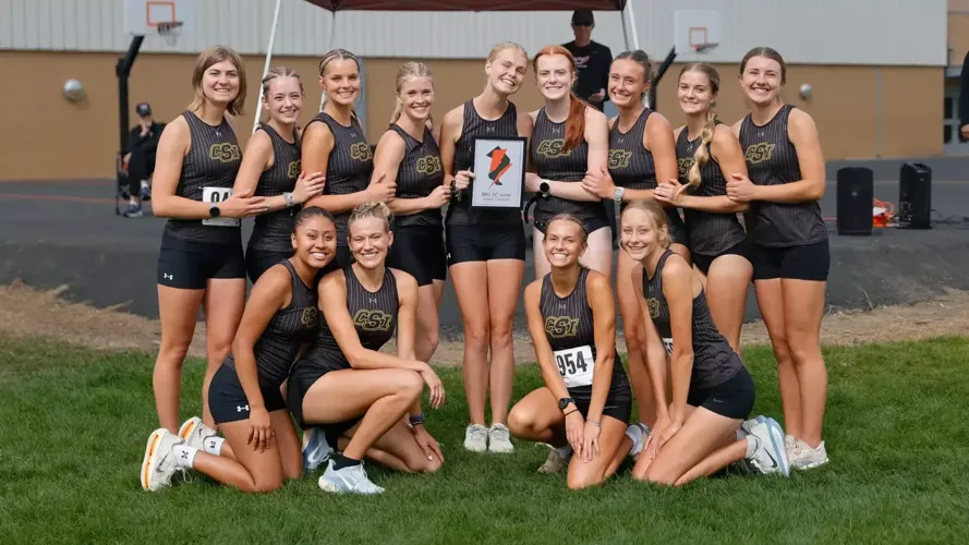 CSI Women's XC takes first place at NNU Invitational
