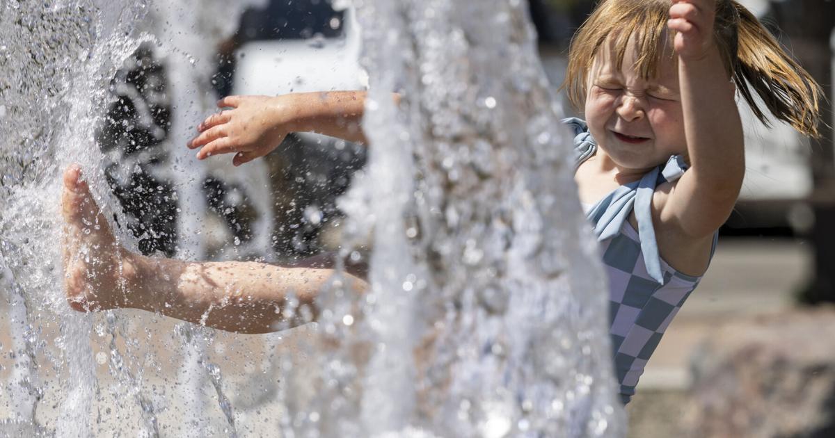 Splash, Play, Repeat: Downtown Twin Falls keeps kids cool