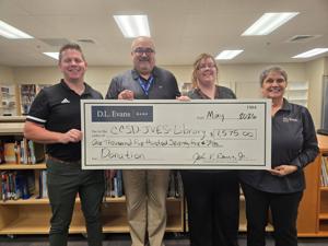 D.L. Evans Bank donates to Cassia County School District