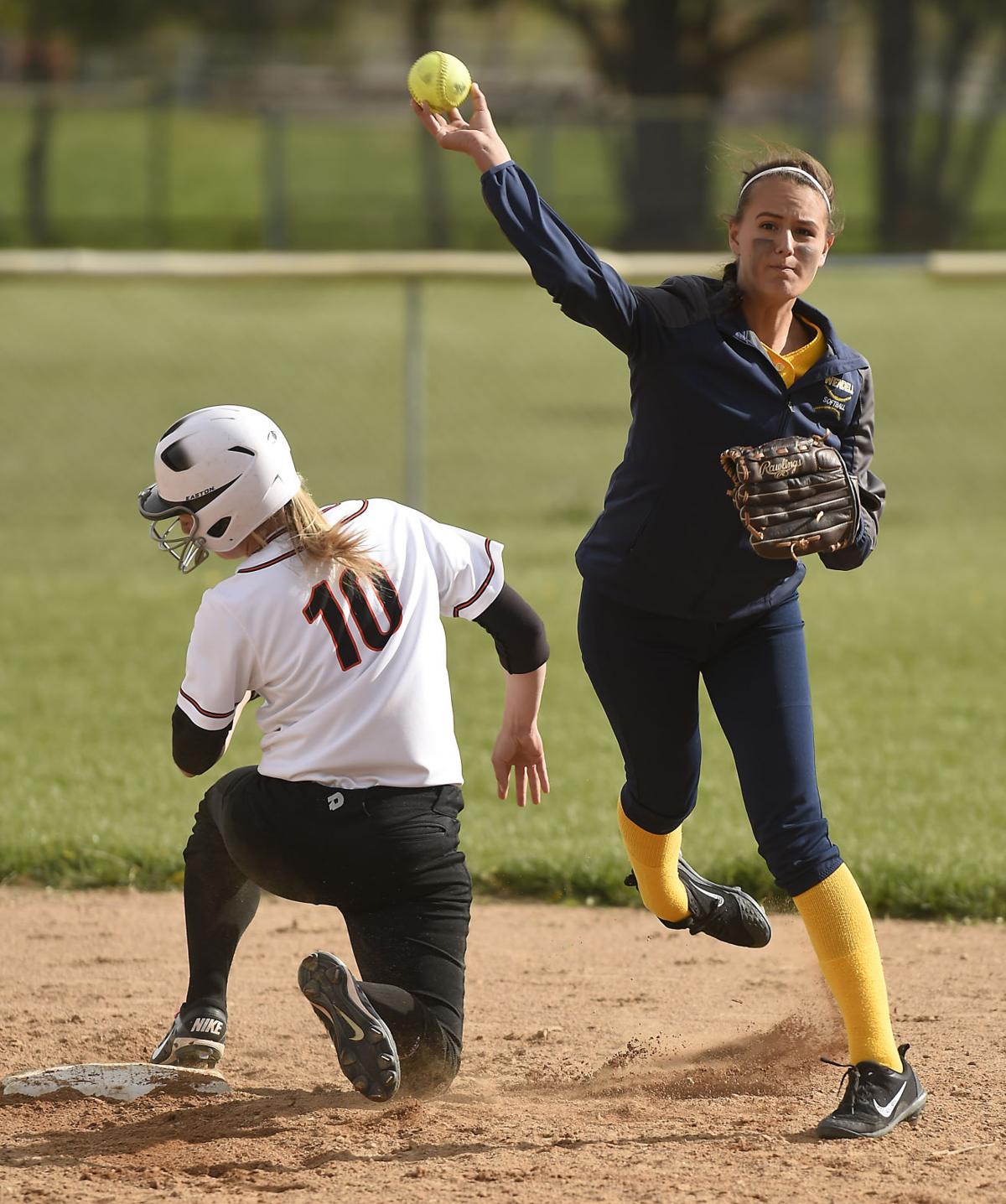 Softball - Declo Vs. Wendell