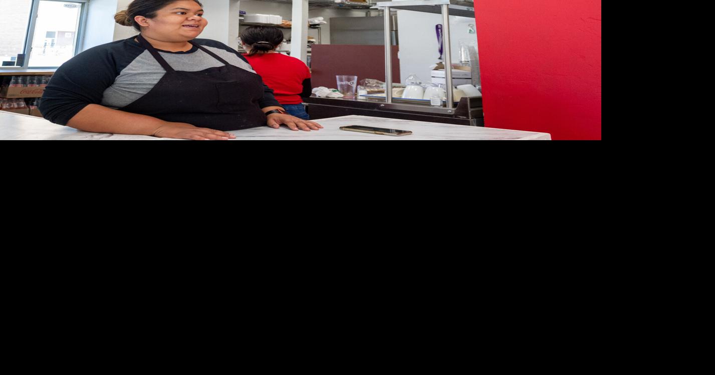 Tacos Villa opens new location after fire