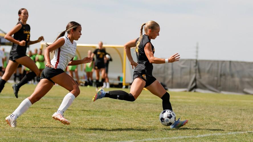 CSI Women's Soccer remains undefeated with big win over PNCC