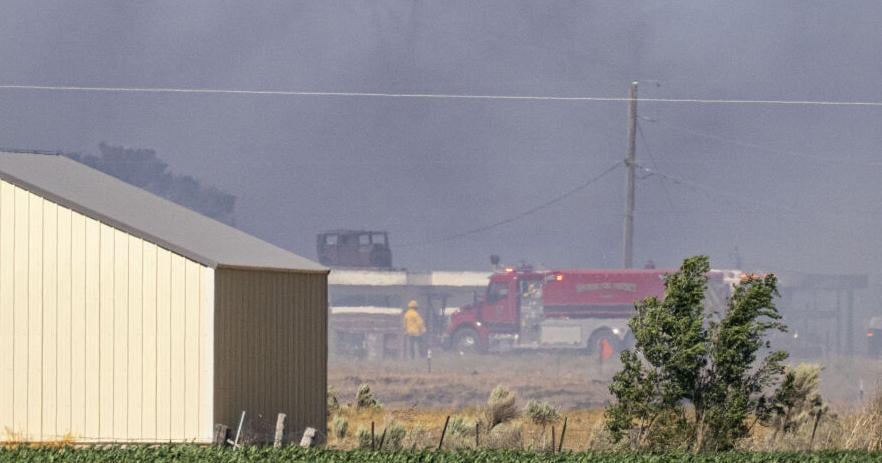 Wildfire near Wendell closes highway 46 | Photos