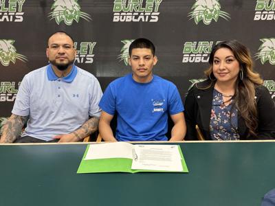 Burley’s Xzavier Martinez signs national letter of intent