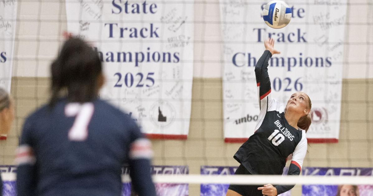 STATE VOLLEYBALL DAY TWO: Three area teams reach Saturday