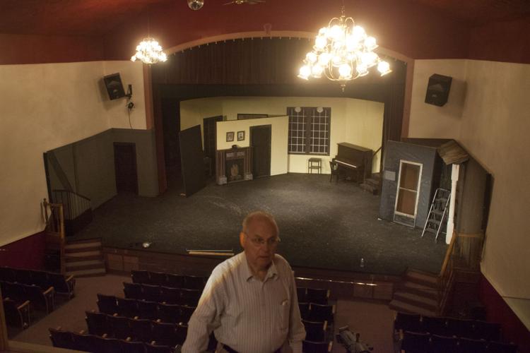Howell's Opera House