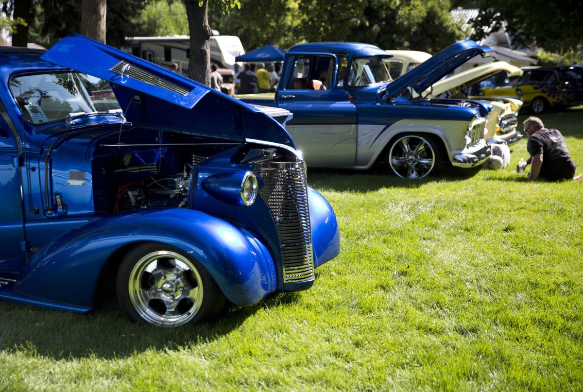 Hundreds of sweet cars and a hundred pounds of ribs means it's time for