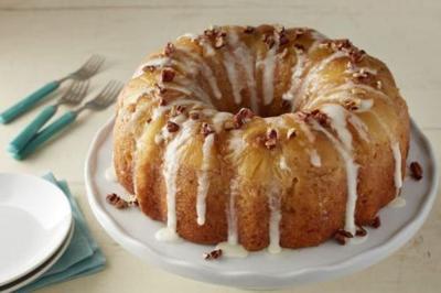 hummingbird upside down bundt