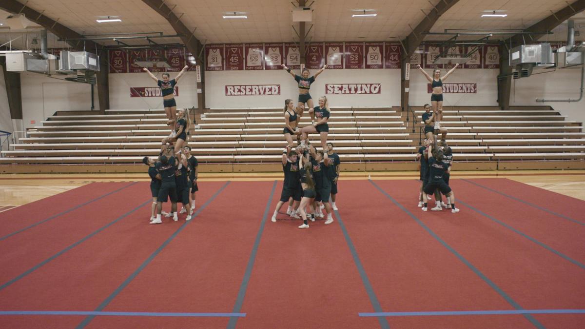 Netflix S Cheer Is The Last Chance U Of Competitive