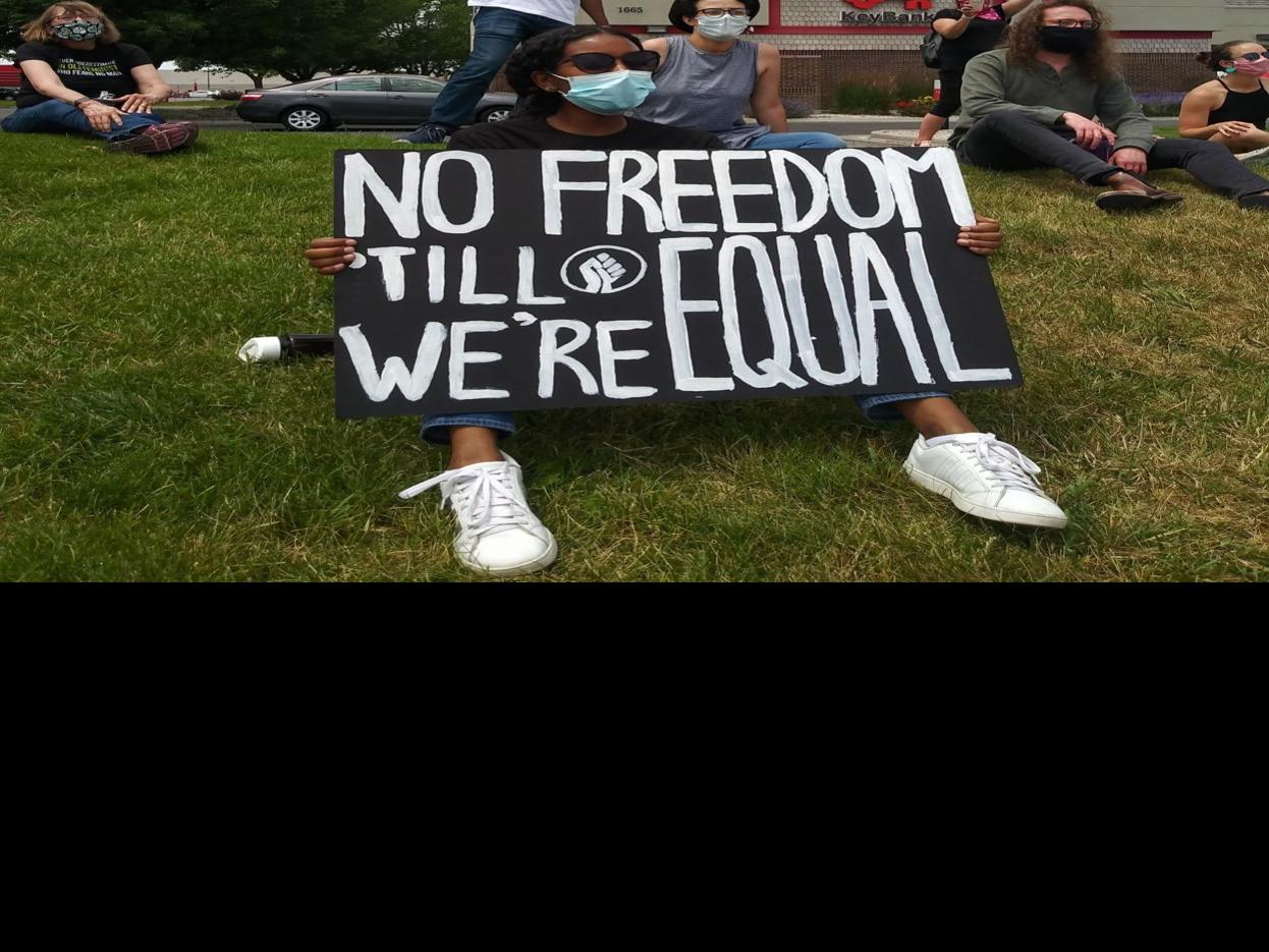 8 Can T Wait Protest Held In Twin Falls Politics Magicvalley Com