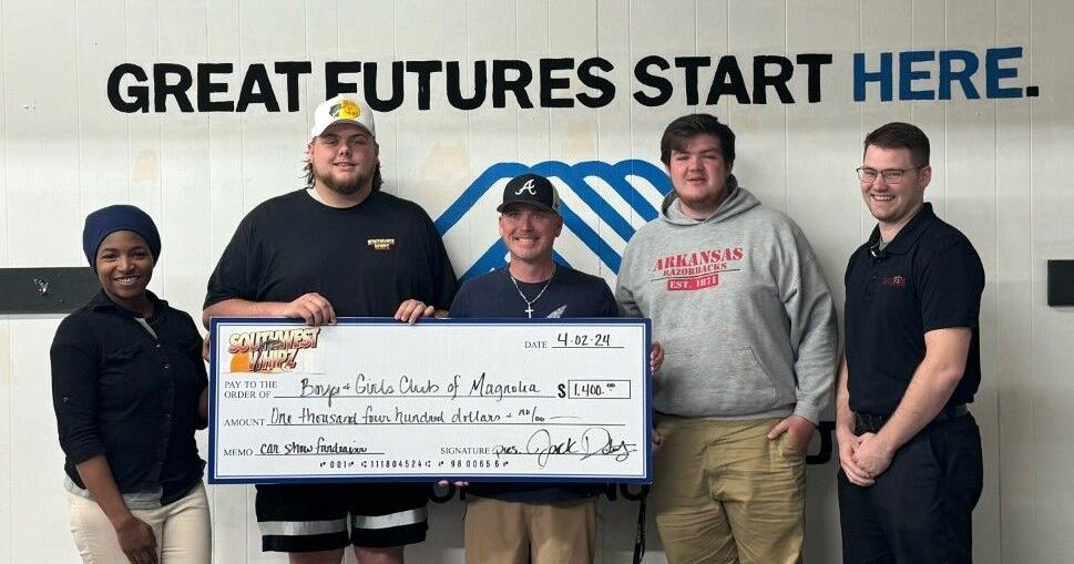 SouthWest Whipz car enthusiasts make donation to Boys and Girls Club - Vimarsana News