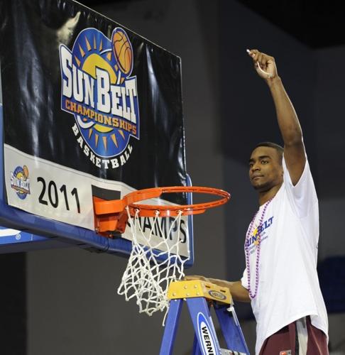 Bozeman's three puts UALR Trojans in NCAA tournament, Sports