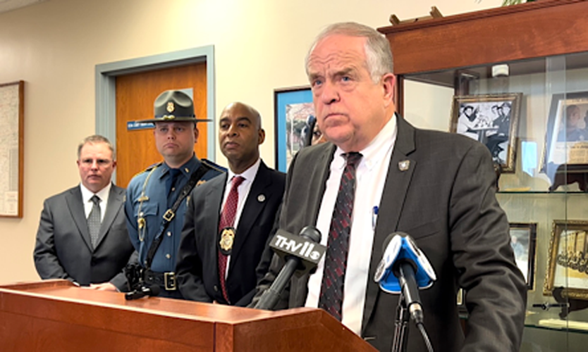 Two gunmen remain at large following Dumas festival shooting ...