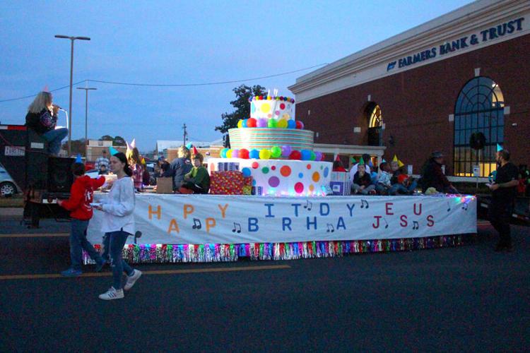 Albemarle Christmas Parade 2022 Pentecostals, Rugged Cross, Calvary Baptist Win Christmas Parade Prizes |  Local News | Magnoliareporter.com