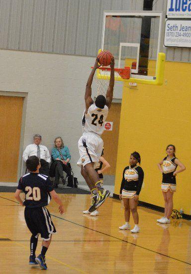 Emerson Improves To 9 0 In Class 1a 7 East Basketball School