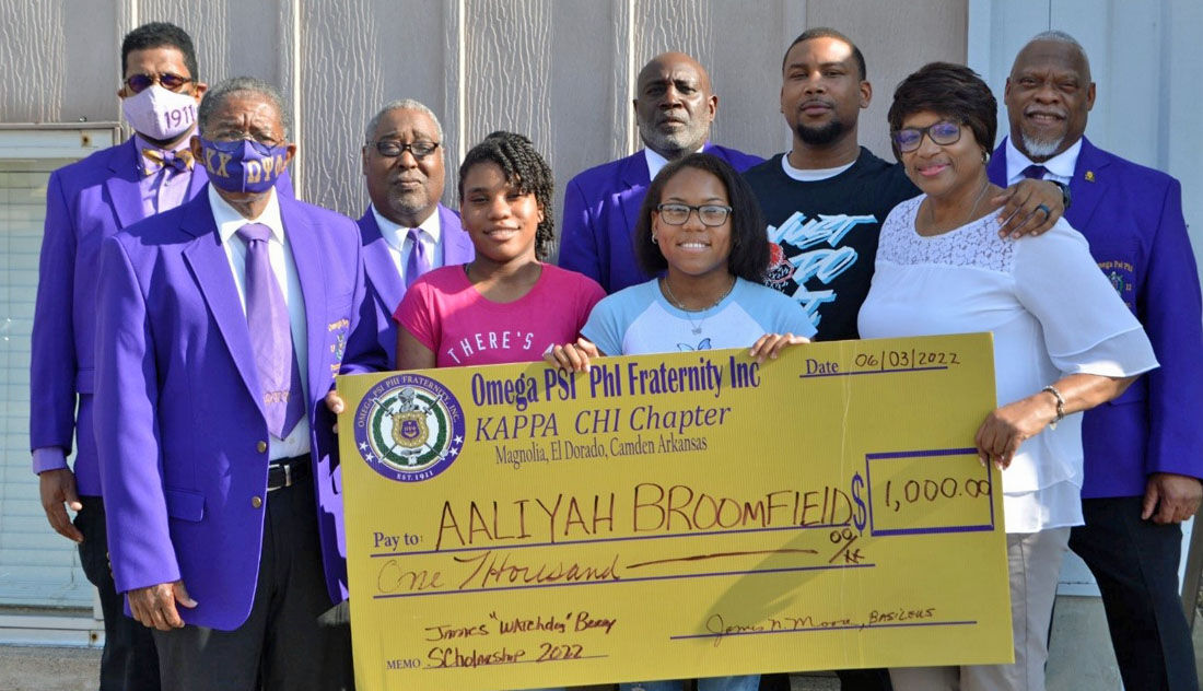 Omega Psi Phi chapter awards three scholarships Colleges