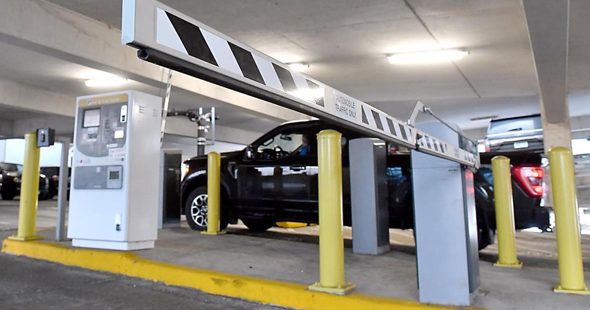 Msn Parking Ramp Parking ramp gates to be replaced by new payment system | Local News ...