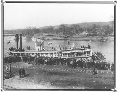 Steamboat "Henrietta"