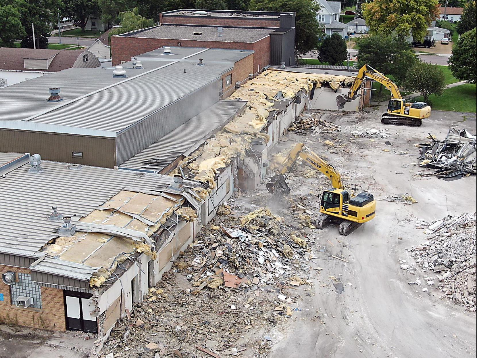 Final Bell: Amboy school demolition after 125 years ...