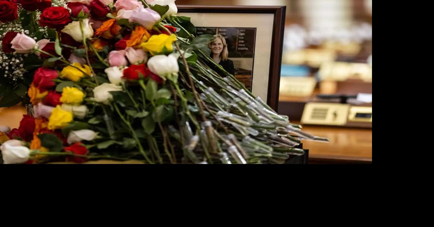 Minnesota Legislature returns with tears, roses, remembrances of Hortman
