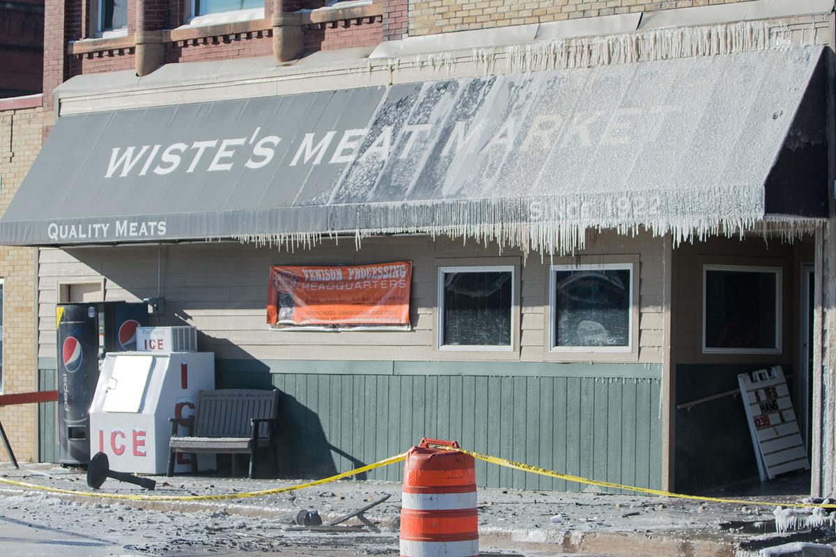 UPDATE Janesville bar destroyed, Wiste's damaged in early morning fire