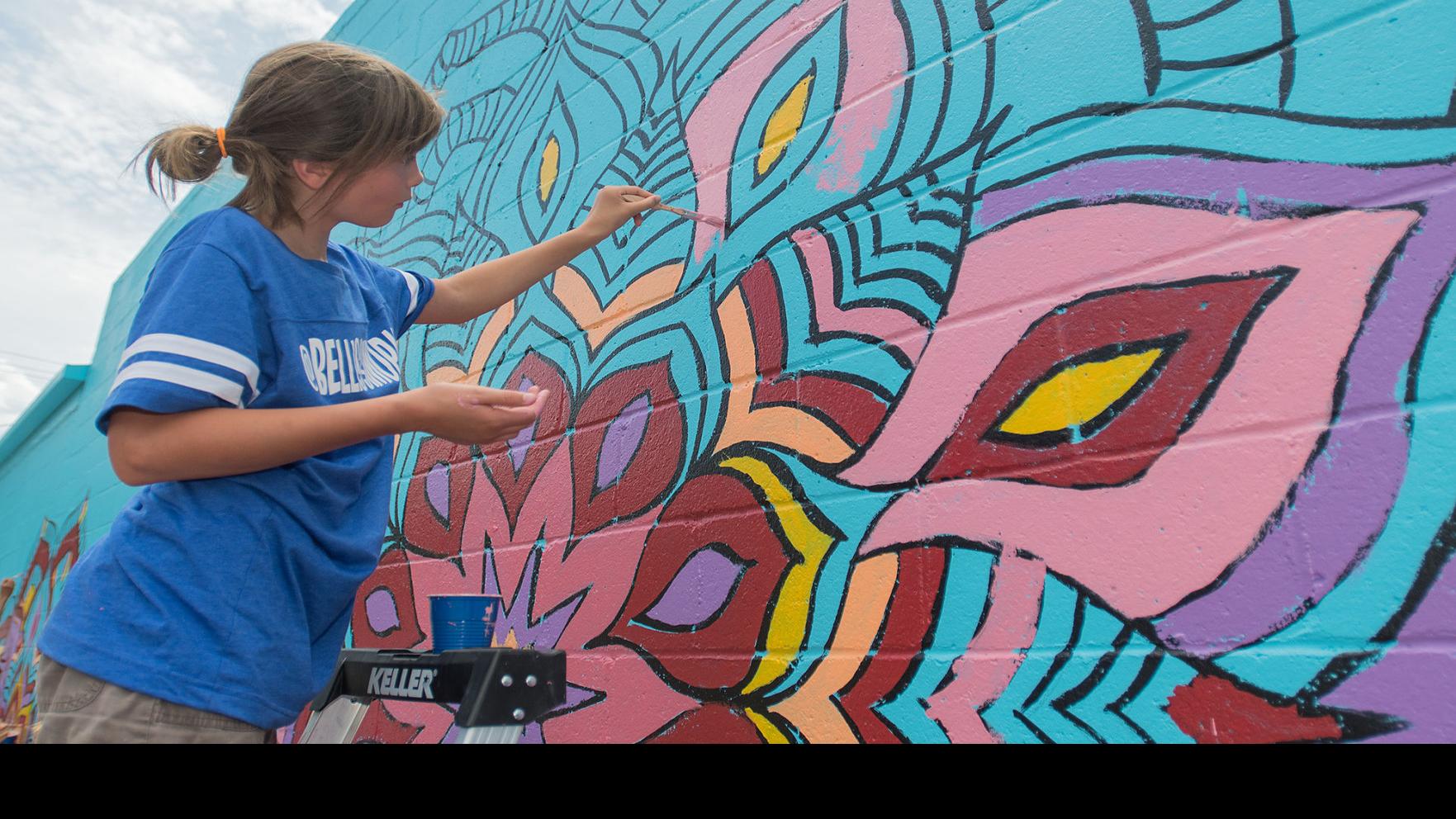 A Community Approach To Art Over 200 Participate In Mankato S Old