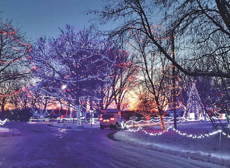 Sleepy Eye light display keeps man’s holiday tradition alive Local