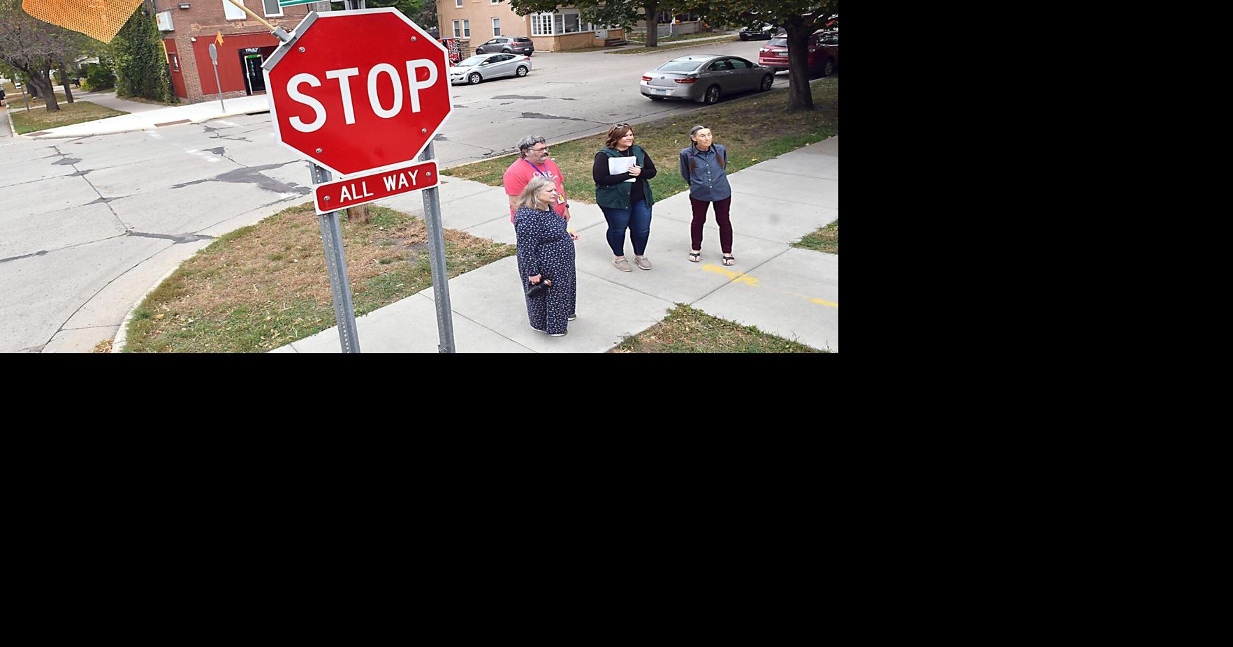 Gus Johnson residents zoom through stop-sign approval