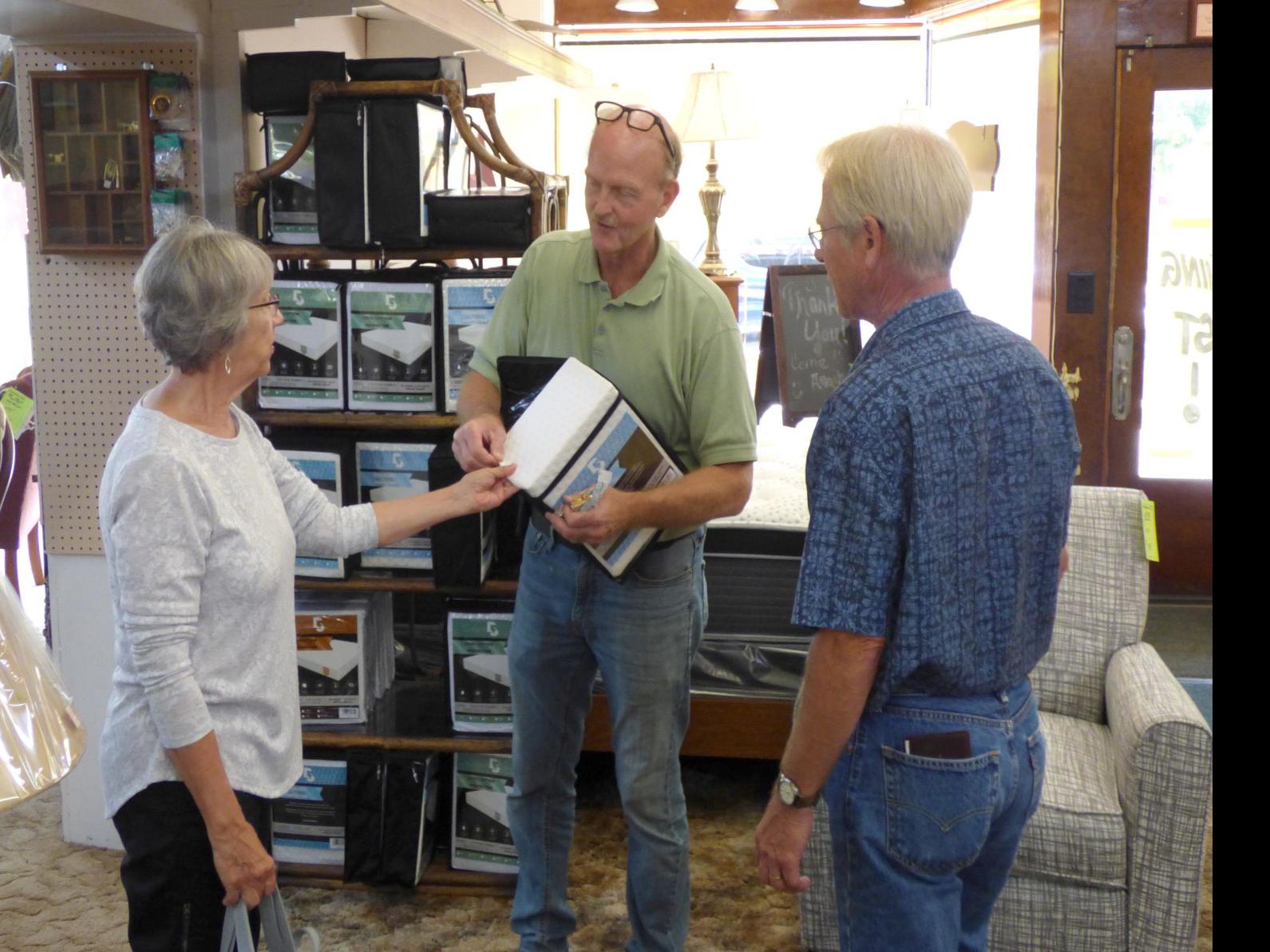 Graf S Home Furnishings Owners Close Store After 69 Years In Business Local News Mankatofreepress Com