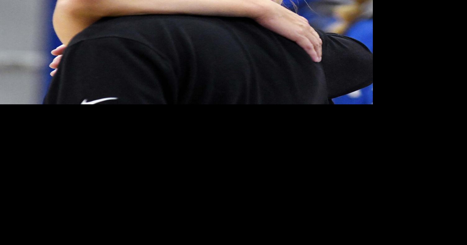 Jeddeloh reaches 1,000 career points, Knights fall to St. Clair