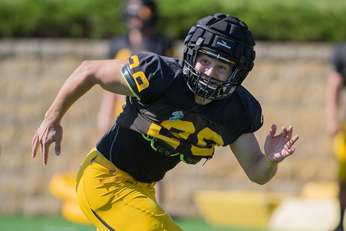 Gustavus Football Preview Qb Hopes To Avoid Injuries Local
