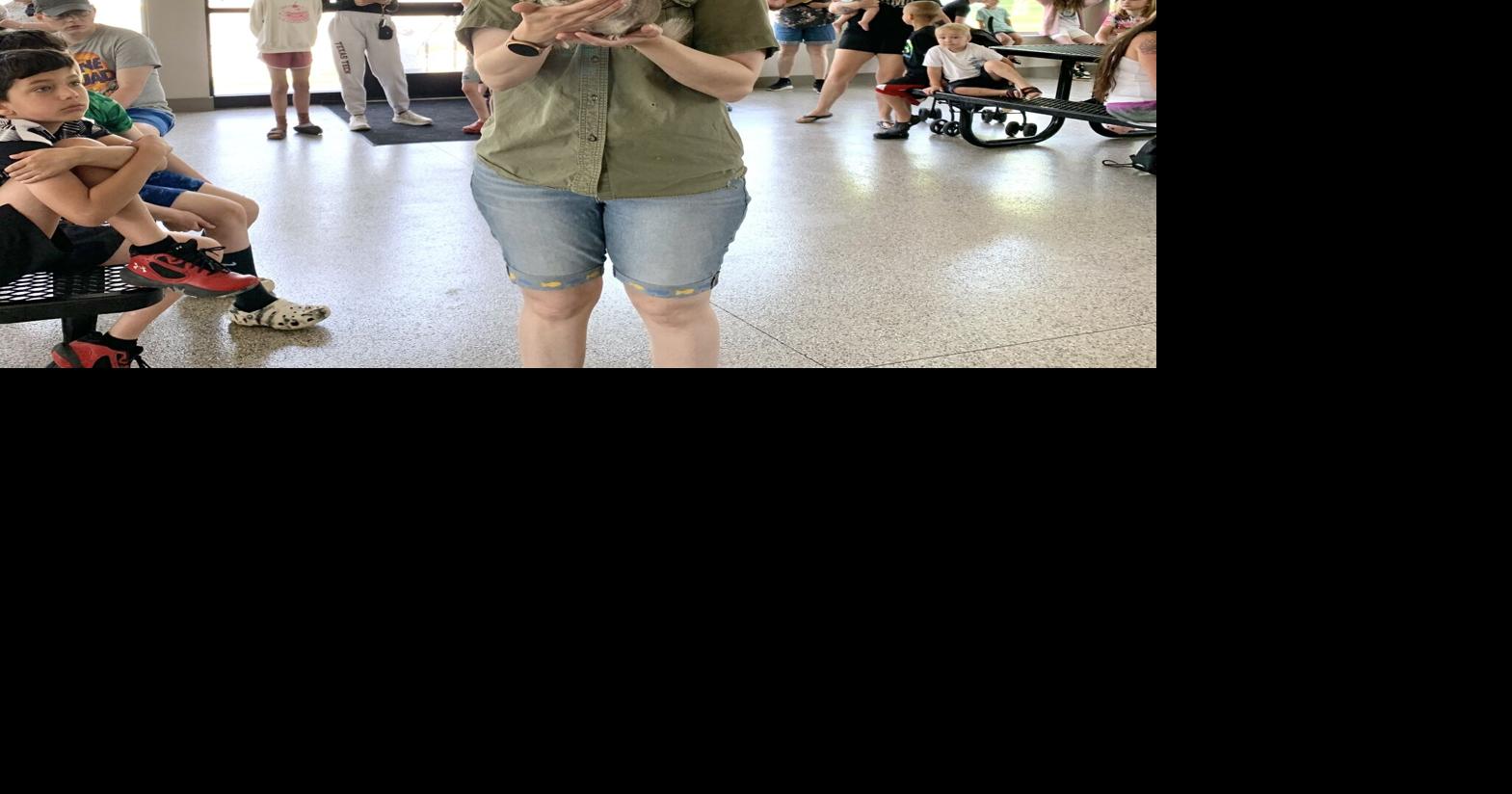 Animals visit North Mankato to usher in summer reading