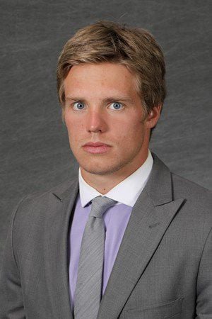 MSU Hockey Review: Reserve defensemen come through for Mavericks ...