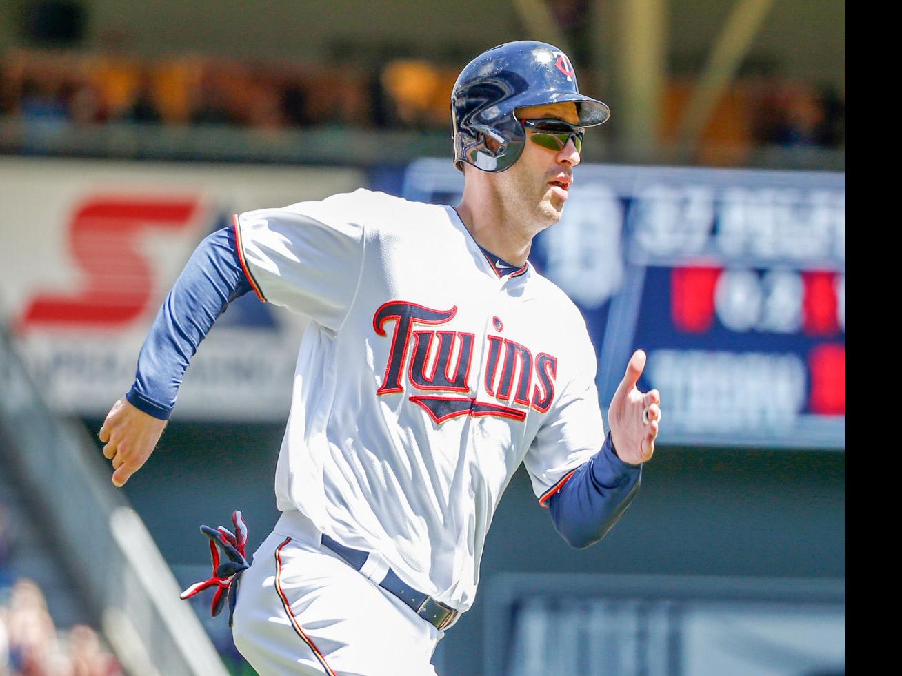 Tigers drop fourth straight, fall to Twins in 10 innings – The