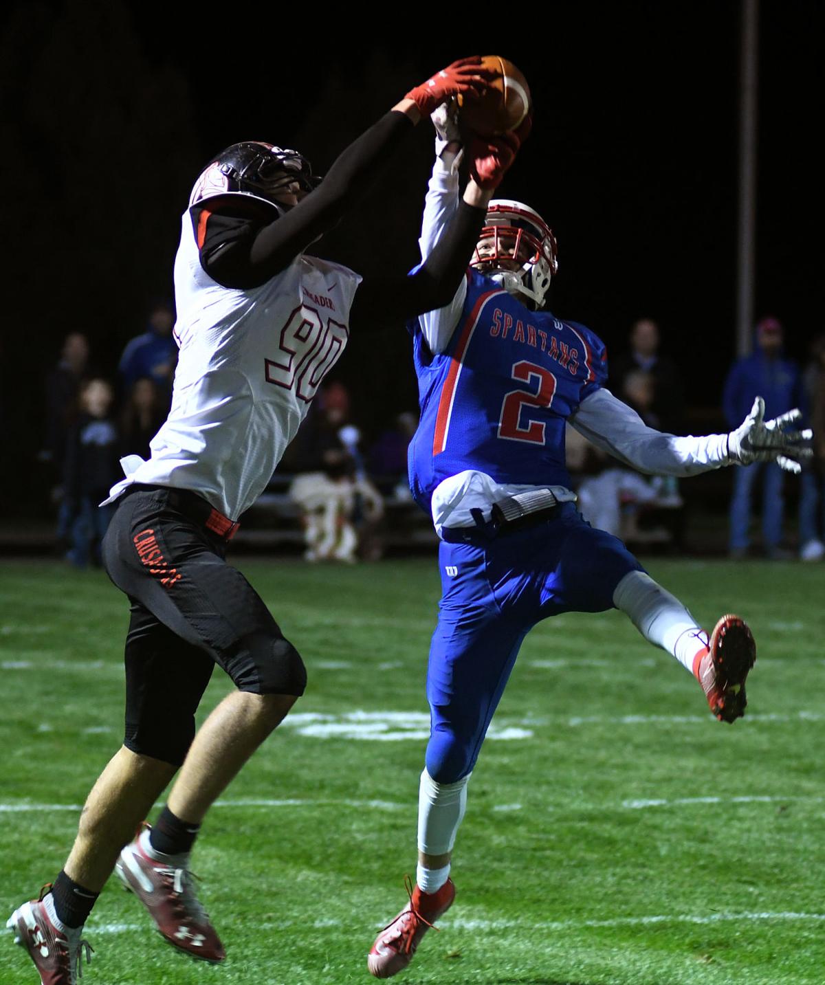 Prep Football Last Gasp For Spartans Comes Up Just Short Local